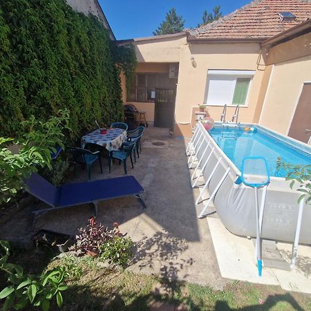 Nikodijevic Apartment Vrsac Ngoại thất bức ảnh