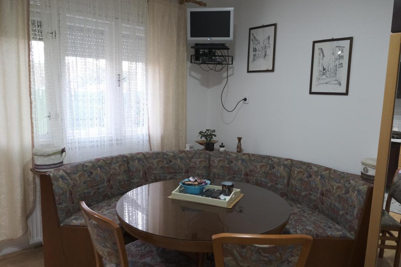 Nikodijevic Apartment Vrsac Ngoại thất bức ảnh