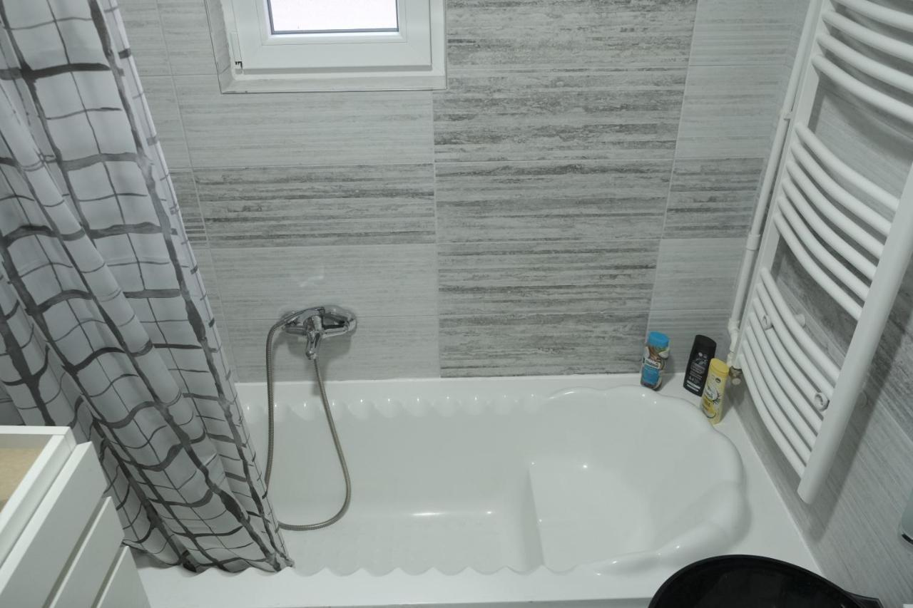 Nikodijevic Apartment Vrsac Ngoại thất bức ảnh